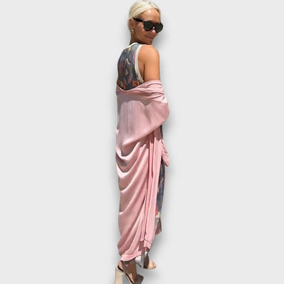 Elveria –  Maxi dress with cardigan