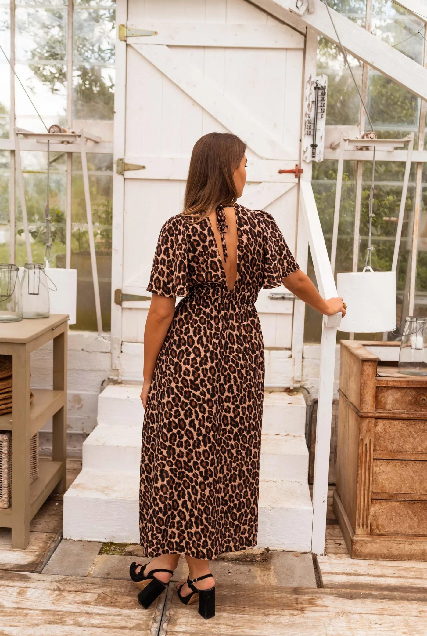 Sofia™ | Flowing Leopard Print Maxi Dress
